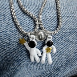 Collar Astronautas Parejas – N1TTR21