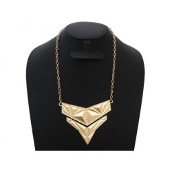 NECK806995