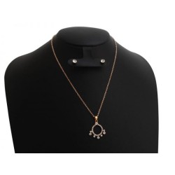 NECK807519